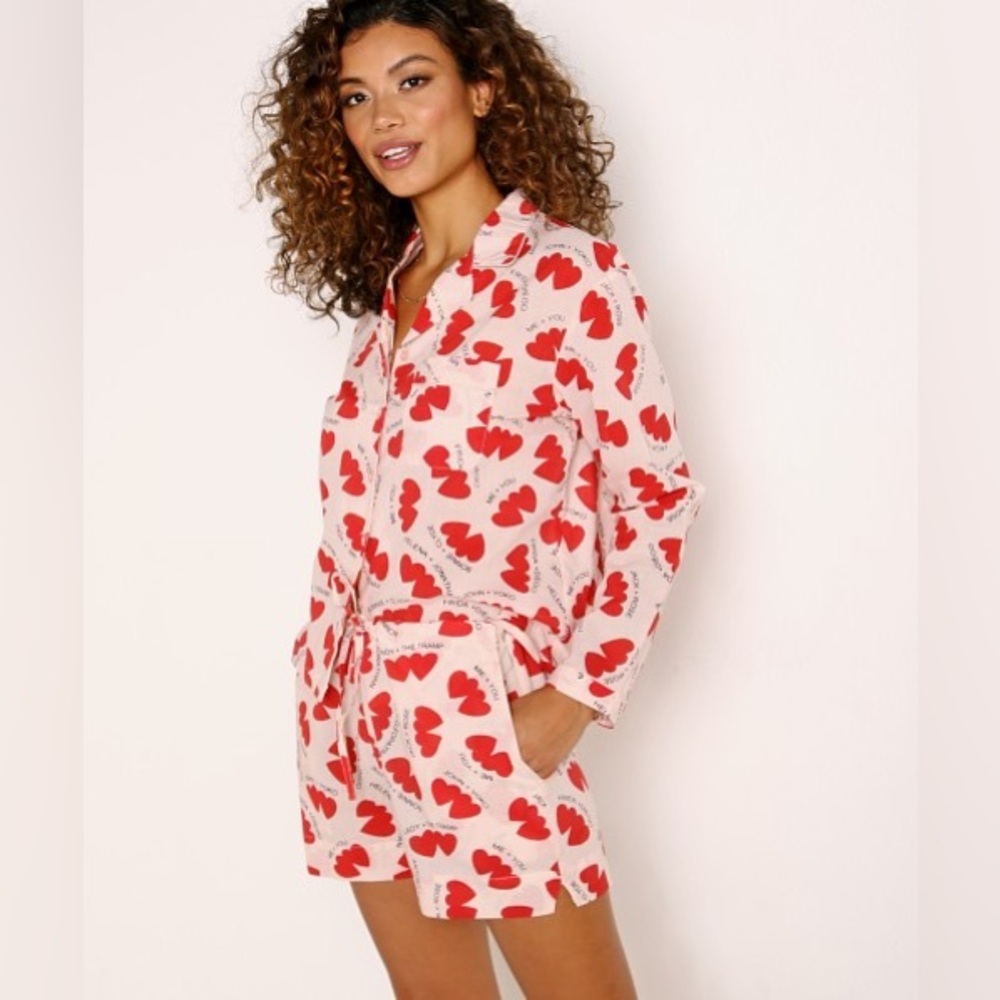 Only Hearts Sleep To Dream Lovers Pajama Set